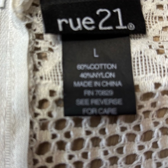 Rue21 Off white Sundress Mini with unlined/sheer waist and upper back size Large - Picture 2 of 6